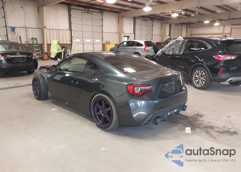 2017 Toyota 86 из США, поврежденный, VIN JF1ZNAA15H9703306